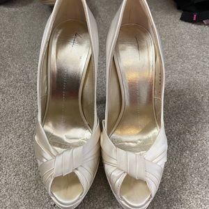 Giuseppe Zanotti cream satin heels